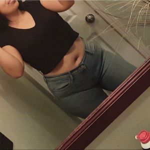 Black V Neck Crop Top